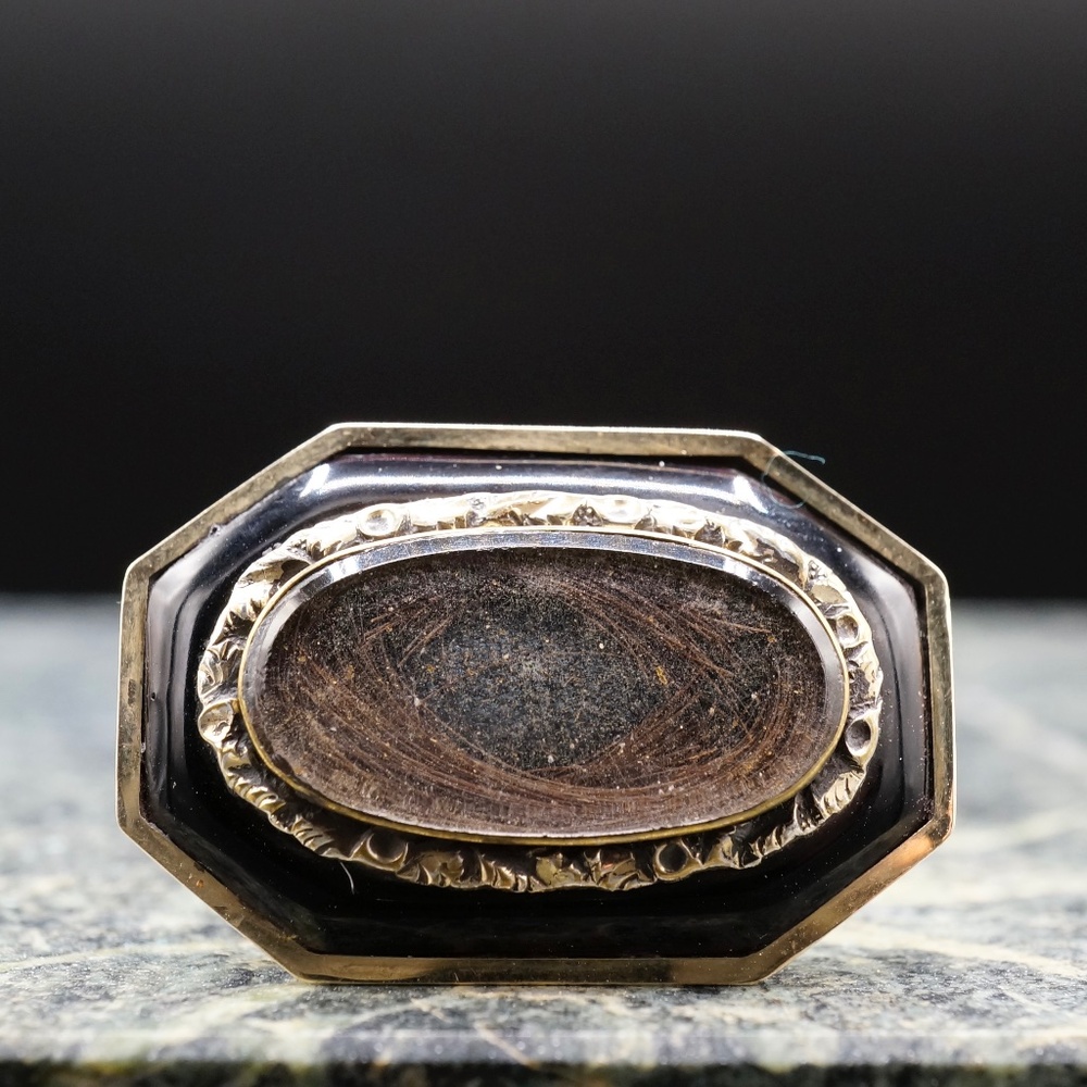 One of a Kind c.1880 Victorian Hairwork Mourning Brooch 10k Solid Gold